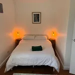 Northampton Oasis - 4 Bedroom House